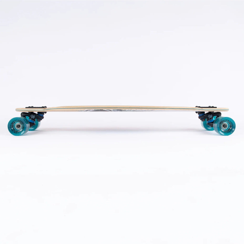Sector 9 Manta Shoots 8.7" x 33.5" Complete Cruiser