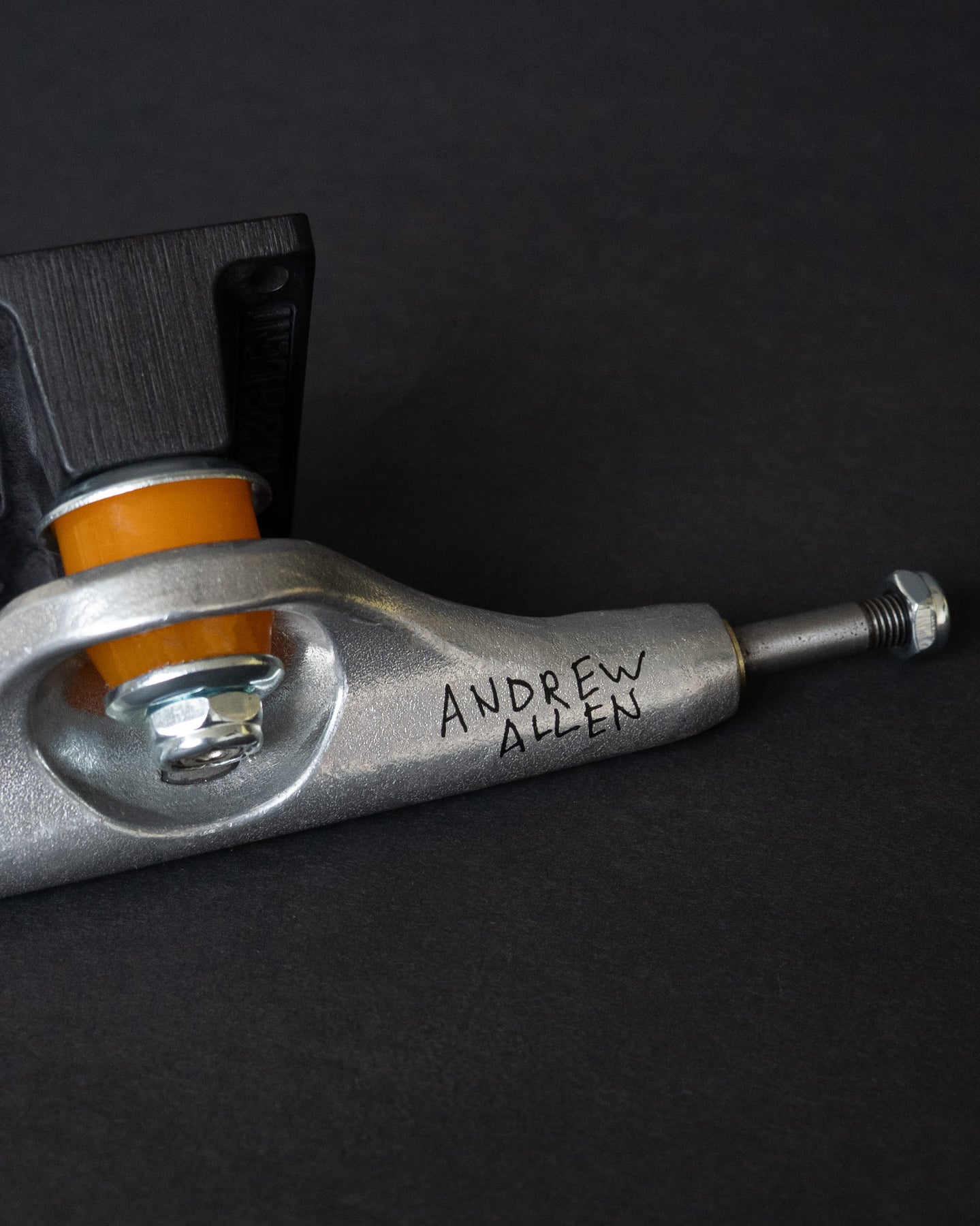 Independent Stage 11 Hollow Andrew Allen Pro Silver Black Standard Skateboard Trucks